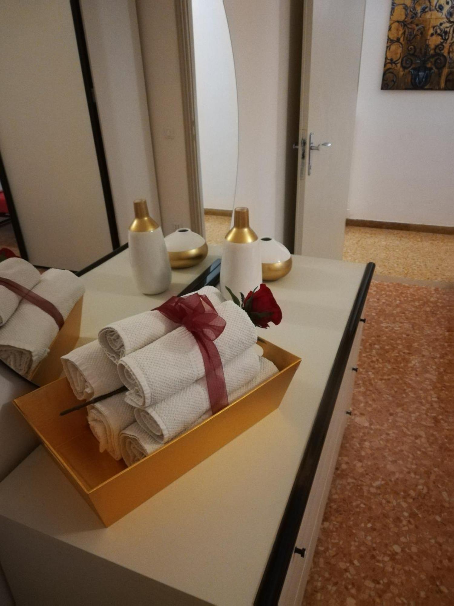 Casamisa Ca' Amaranta Apartment Venesia Bagian luar foto
